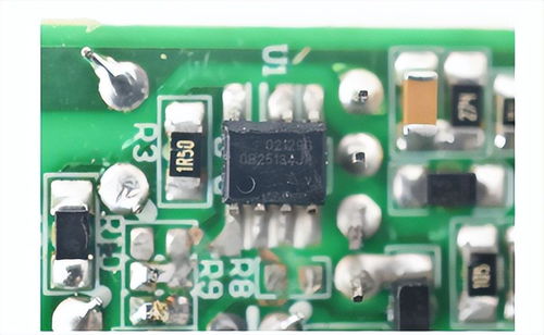 歐姆龍電子血壓計拆解 揭秘高精度與多功能背后的設計智慧